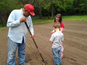 Papa has some great helpers this year!  Thanks Charis and Ben.